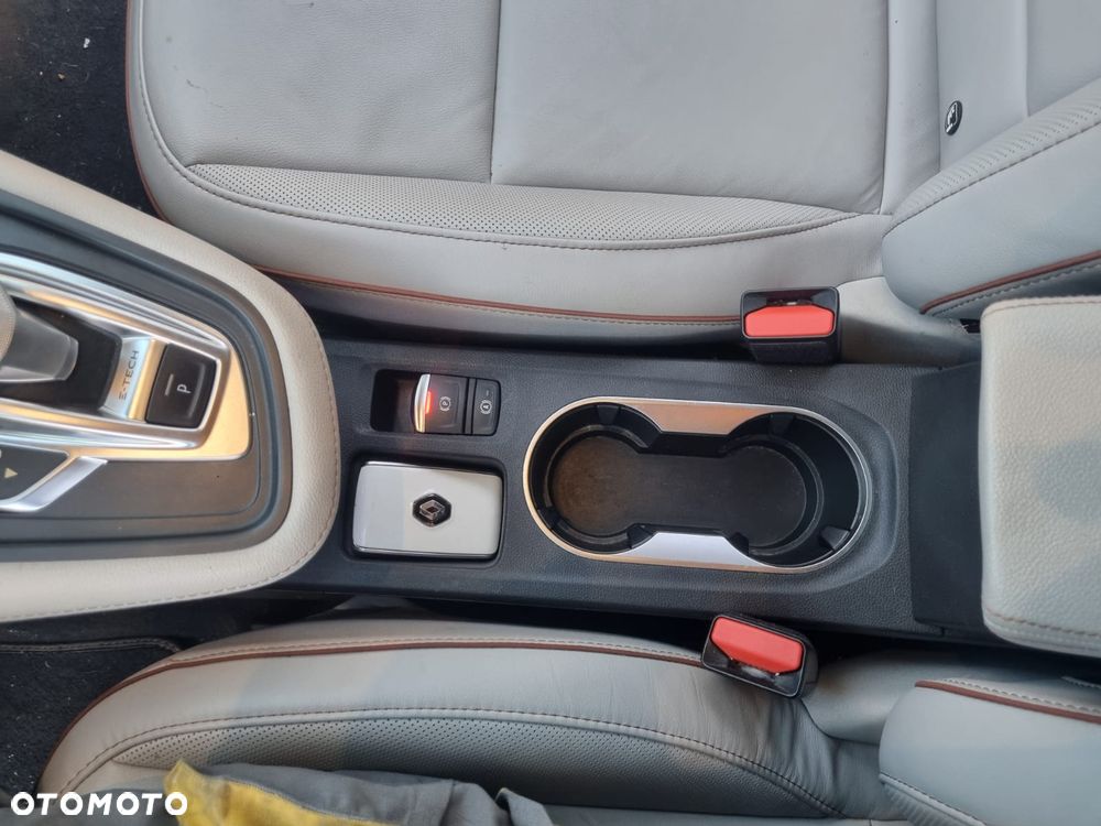Renault Captur 1.6 E-TECH Plug-In Initiale Paris - 16