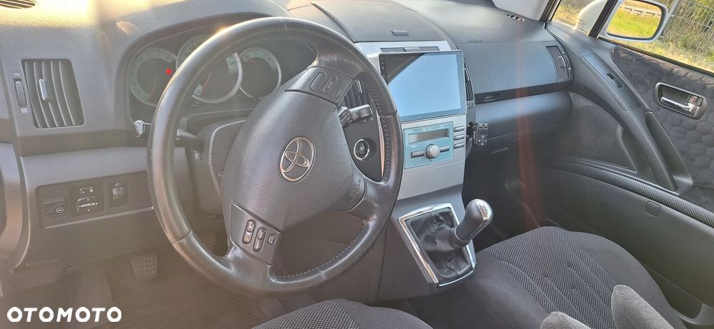 Toyota Corolla Verso 1.8 Sol 7os - 10