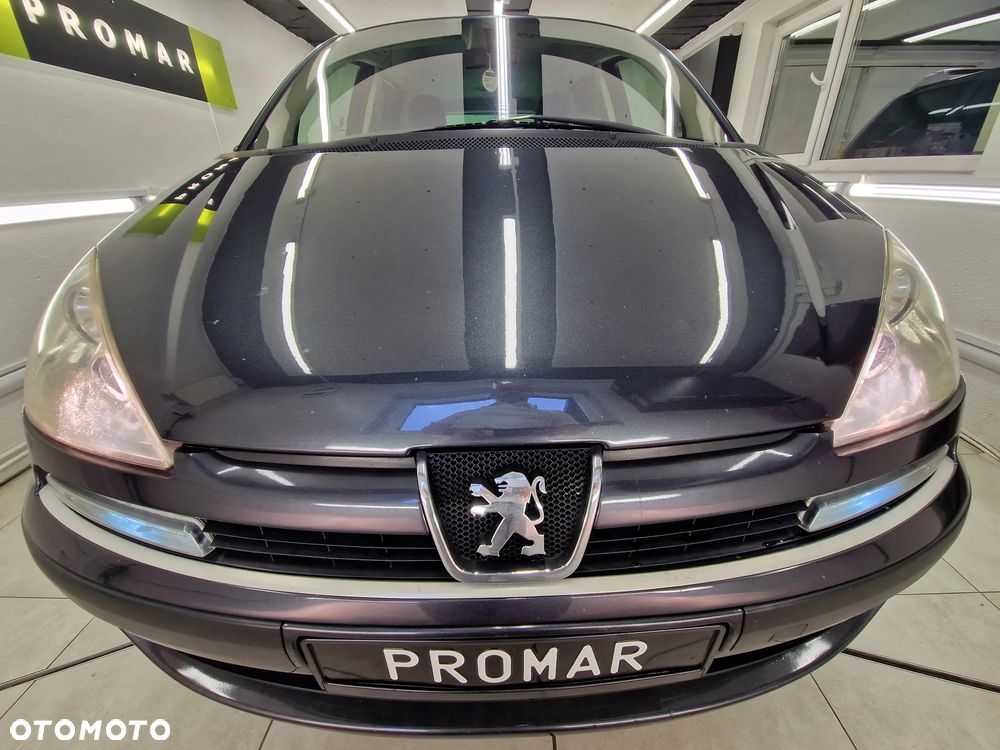 Peugeot 807 HDi 135 Family - 9