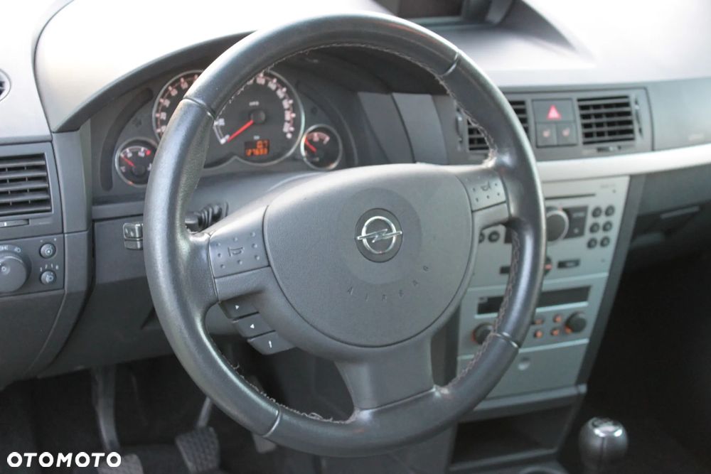 Opel Meriva - 11