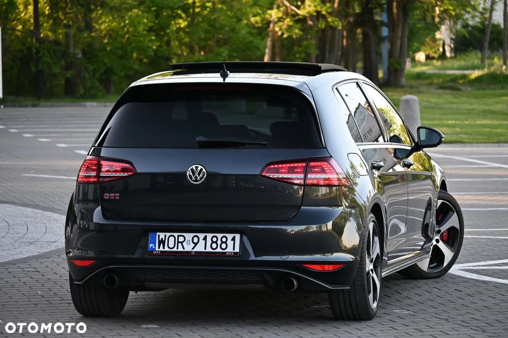 Volkswagen Golf 2.0 TSI BMT GTI Performance DSG - 16