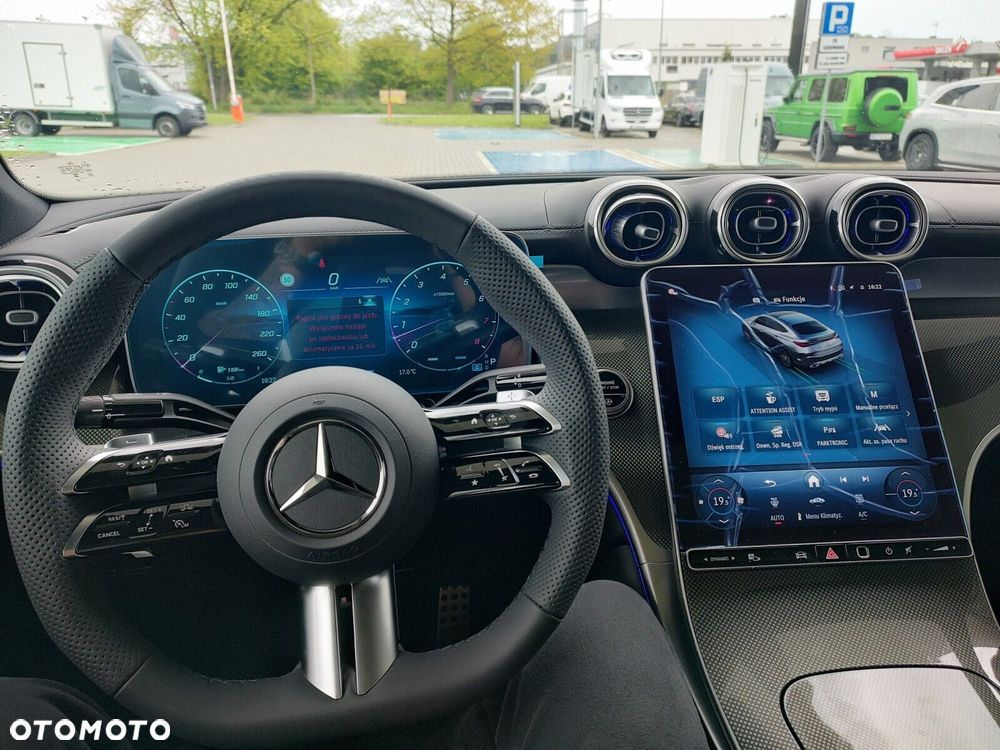Mercedes-Benz GLC - 23