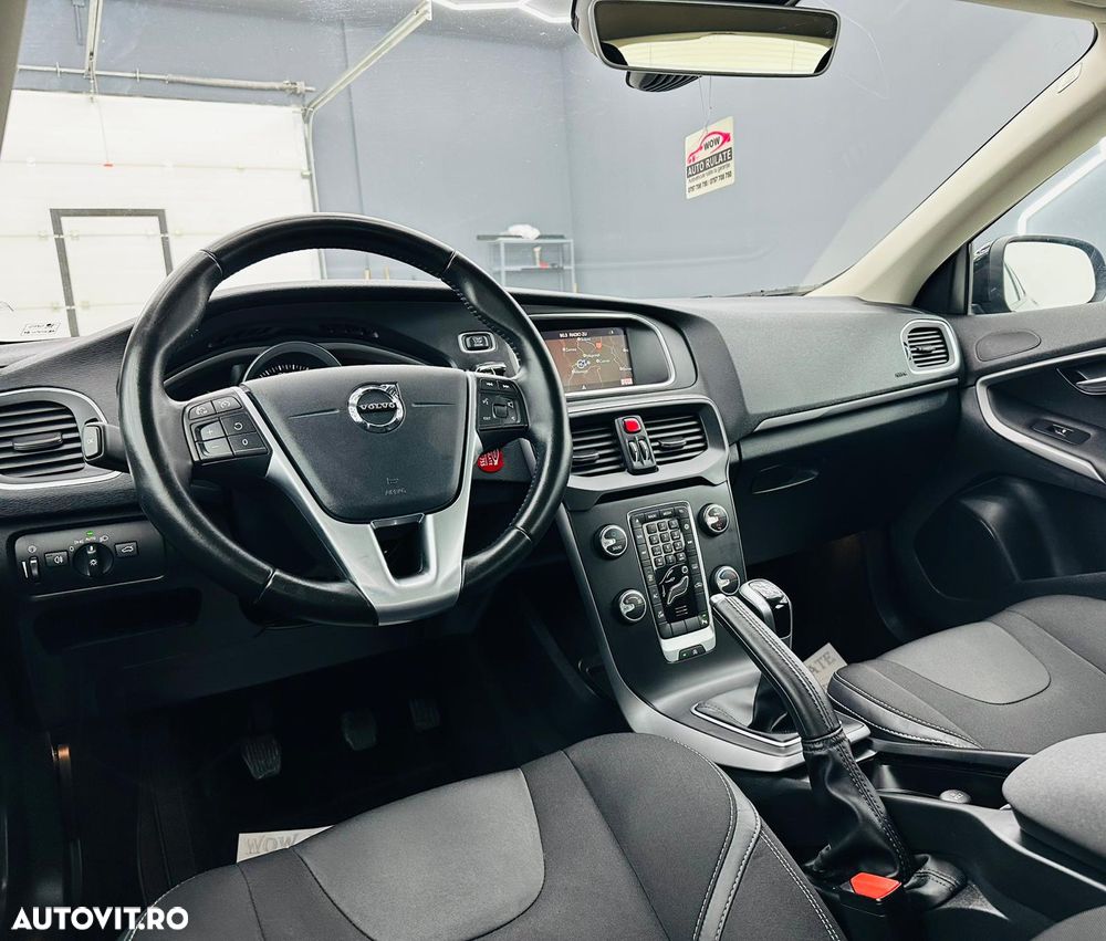 Volvo V40 D2 DRIVe Momentum - 20