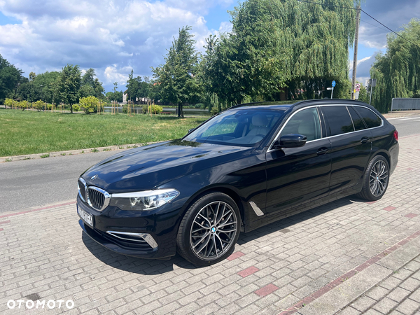BMW Seria 5 520d Luxury Line