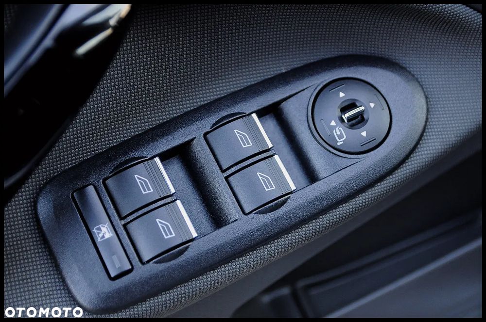 Ford Kuga 2.0 TDCi Titanium - 28