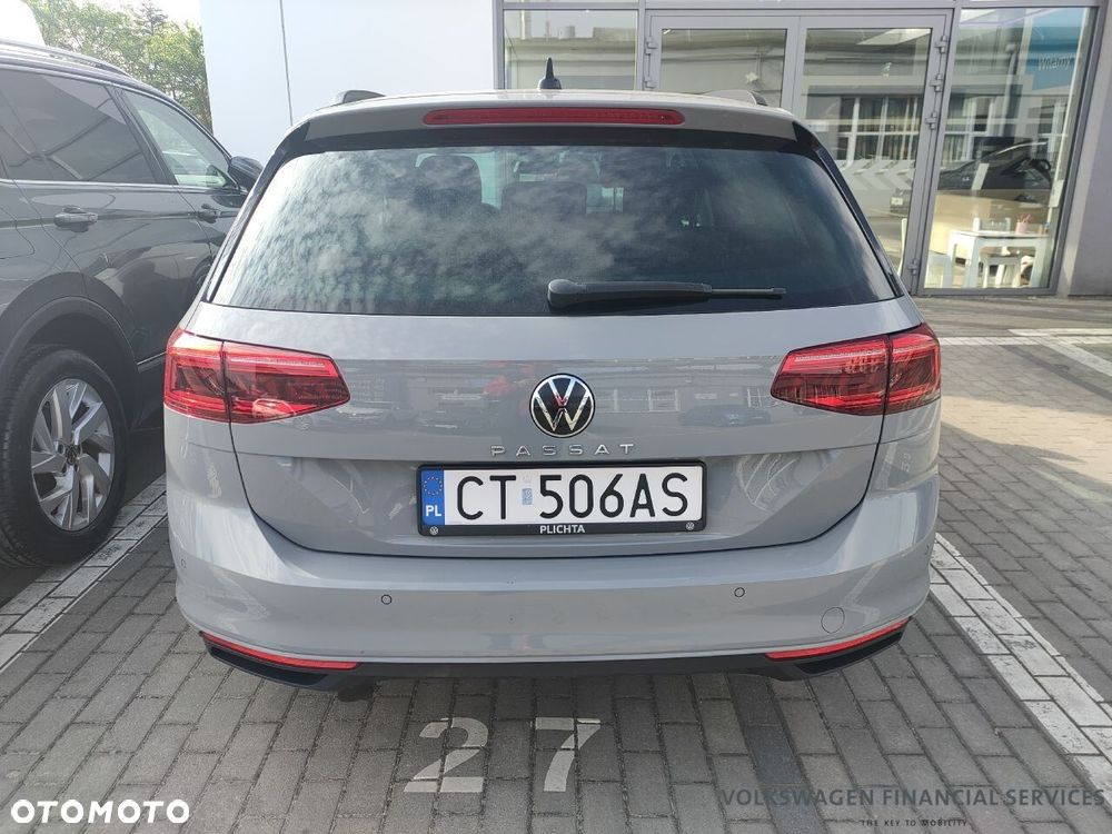 Volkswagen Passat - 7