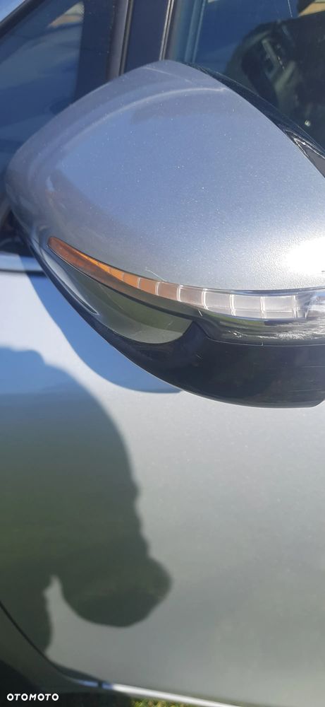 Kia Ceed - 27