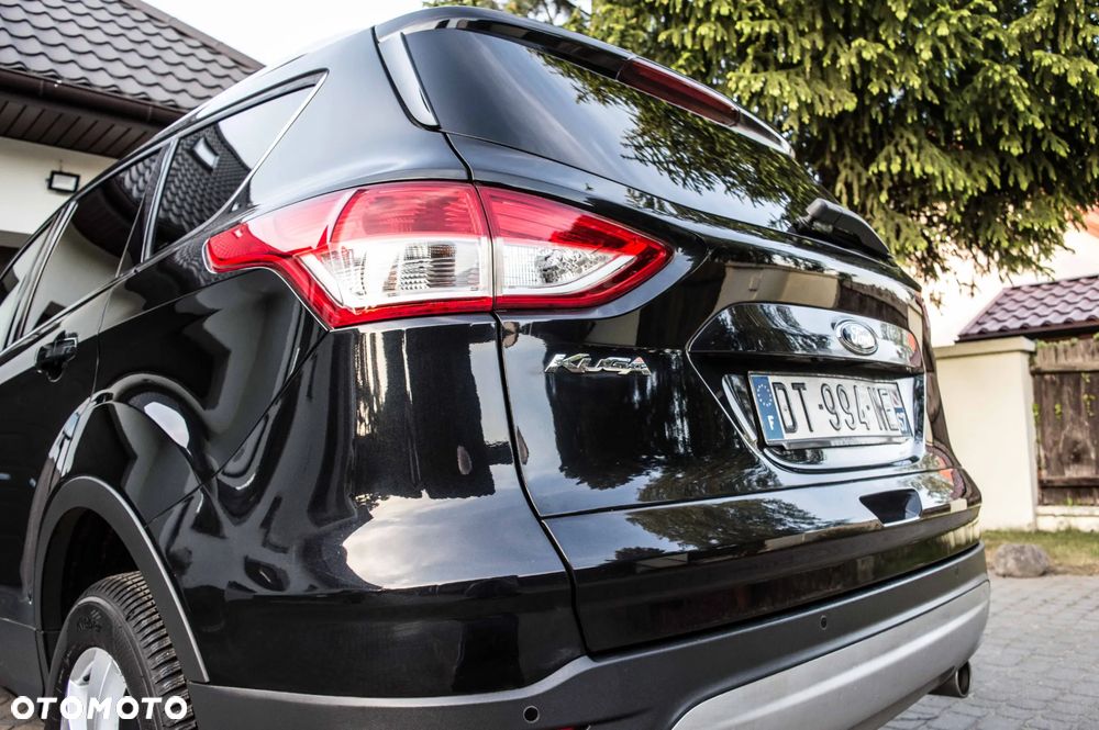 Ford Kuga 2.0 TDCi 2x4 Titanium - 8
