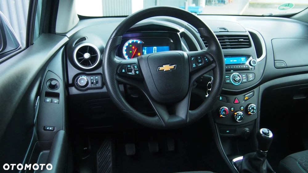 Chevrolet Trax 1.6 LS - 19