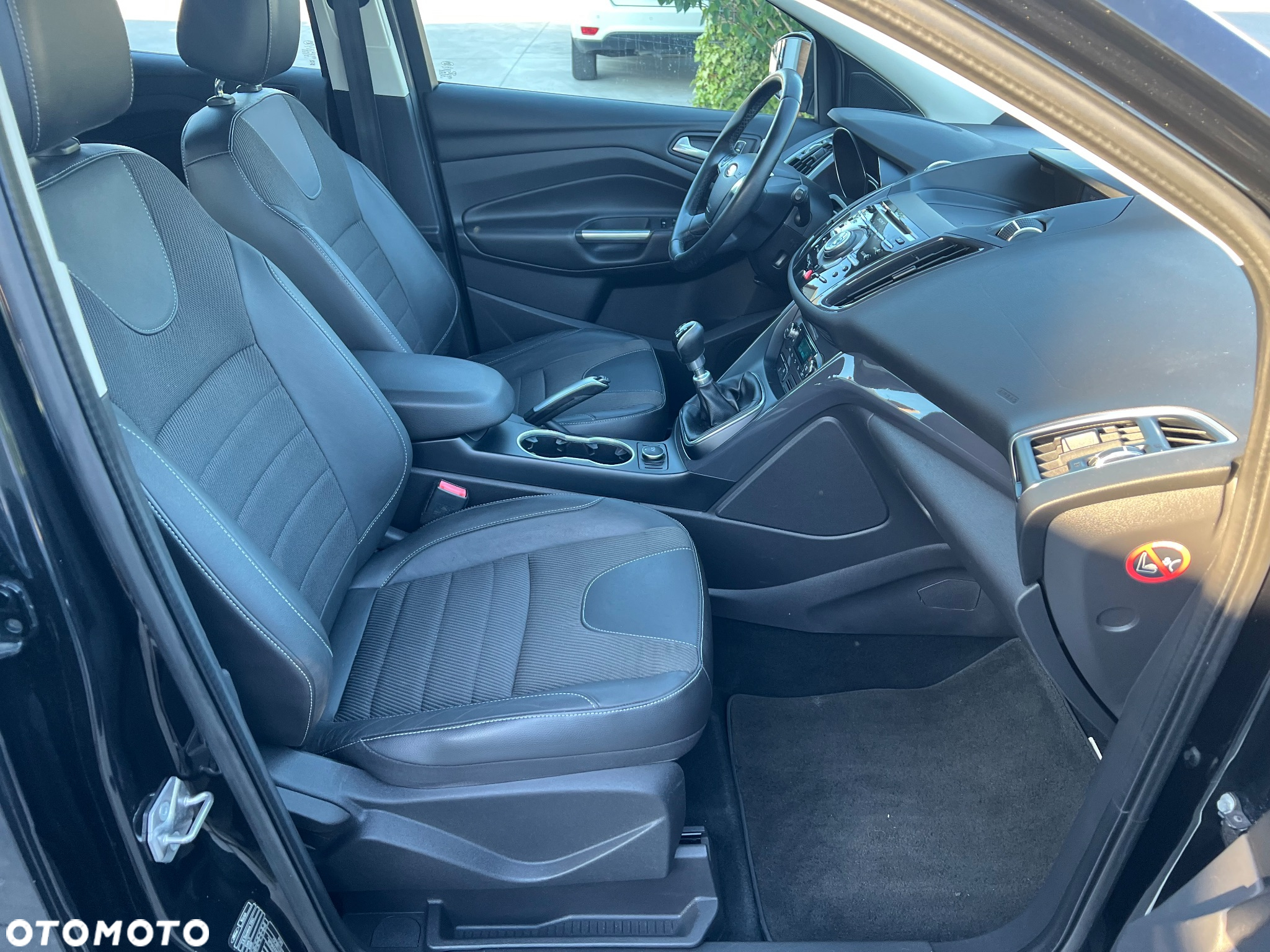 Ford Kuga 2.0 TDCi 4WD Trend - 28