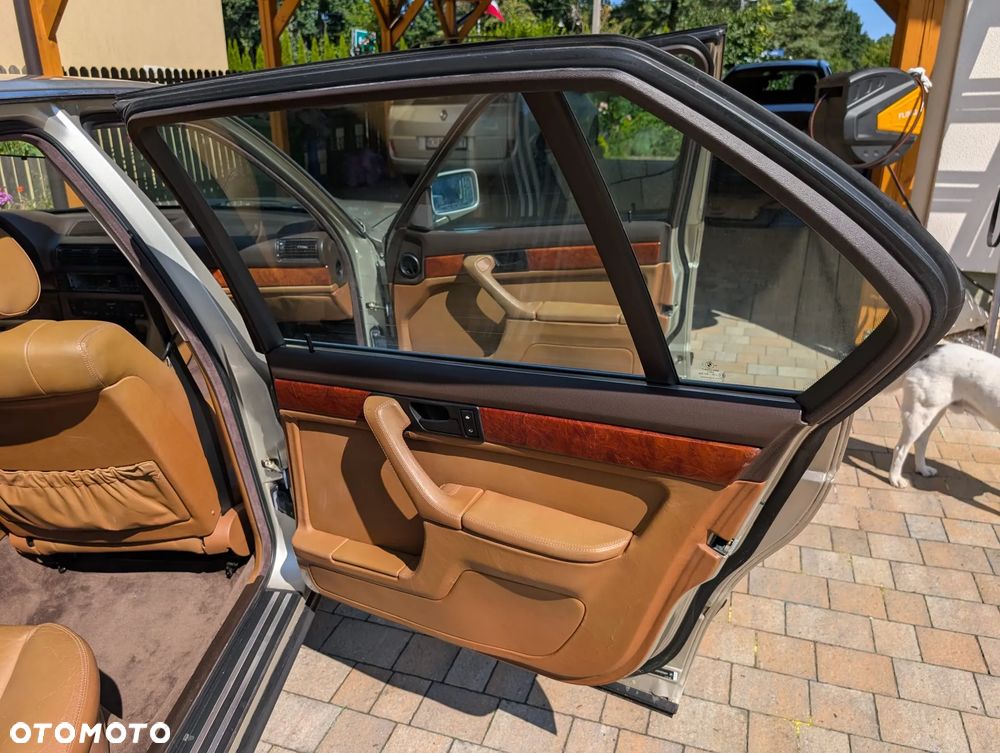 BMW Seria 7 750iL - 21