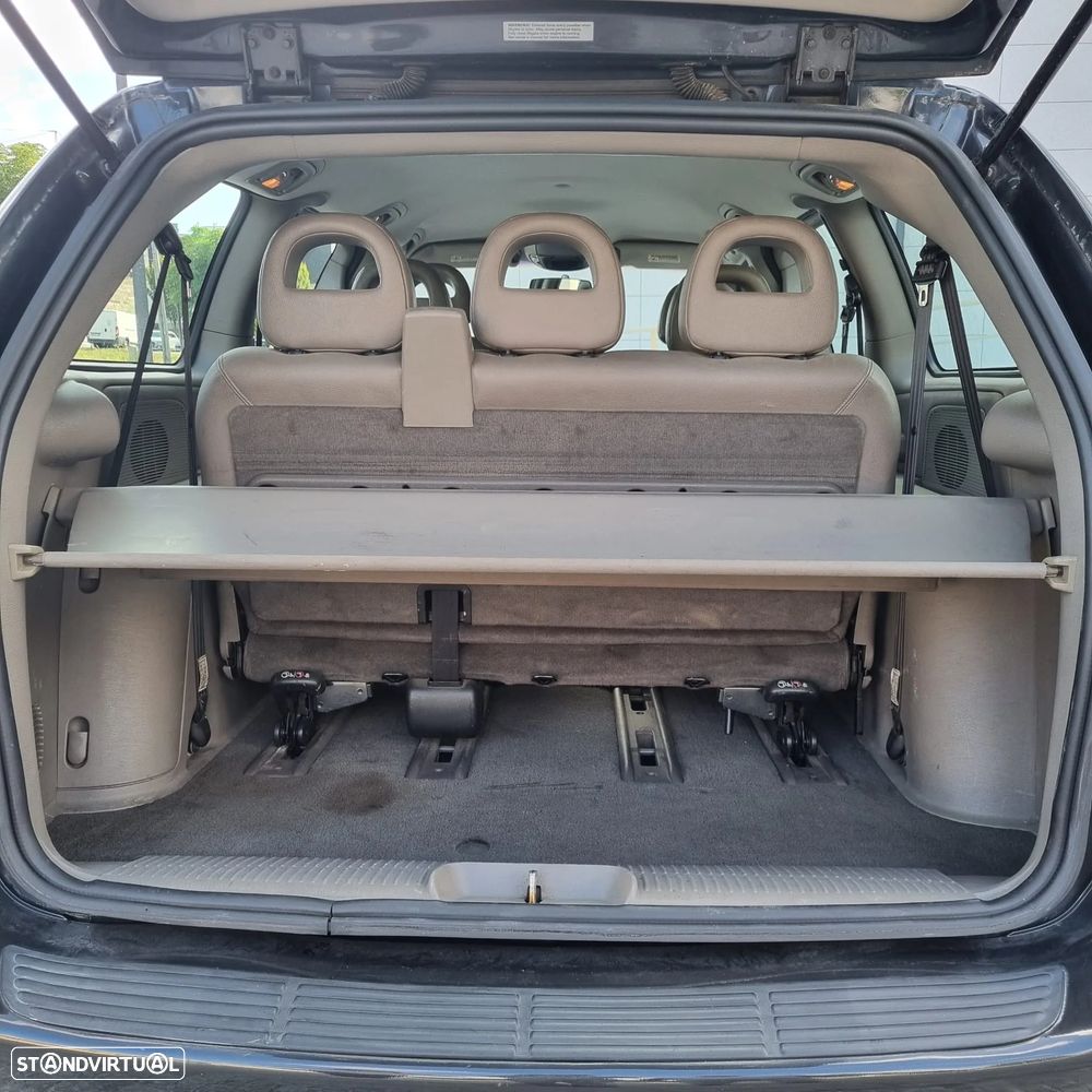 Chrysler Grand Voyager 2.5 CRD LX - 8