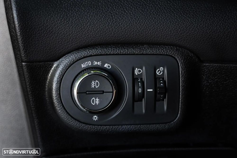 Opel Zafira 1.6 CDTi 120 Anos S/S - 30