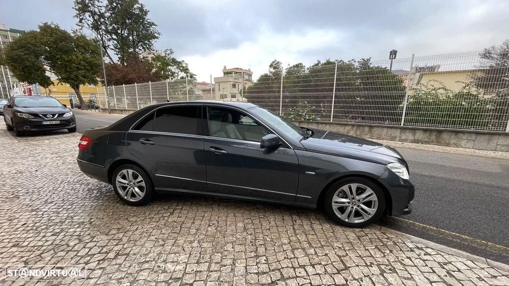 Mercedes-Benz E 220 2011 photo 5