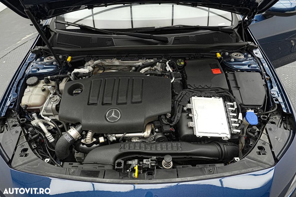 Mercedes-Benz A 200 d Sedan 8G-DCT Edition 2021 - 27
