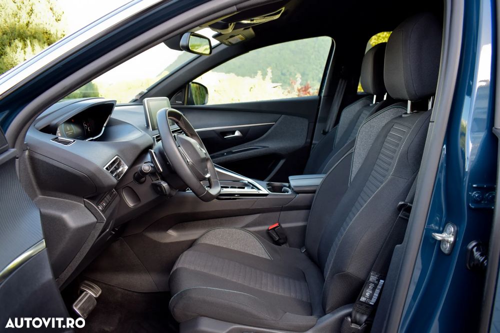 Peugeot 5008 PureTech 130 EAT8 Stop & Start Allure - 19