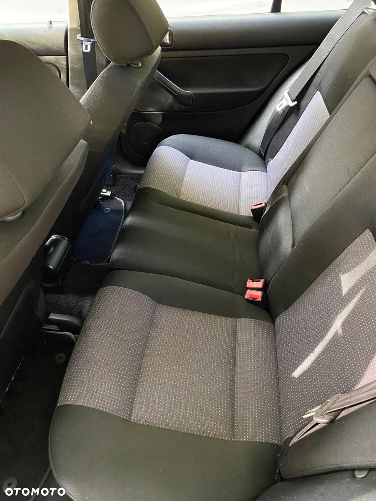 Volkswagen Golf IV 1.4 16V Comfortline - 10