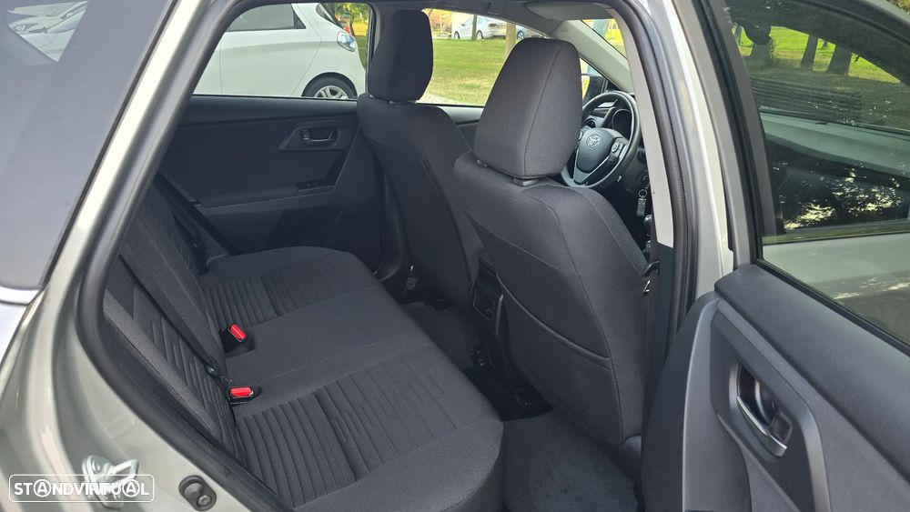 Toyota Auris 1.2T Comfort+Pack Techno +P.Sport — fotografia 55