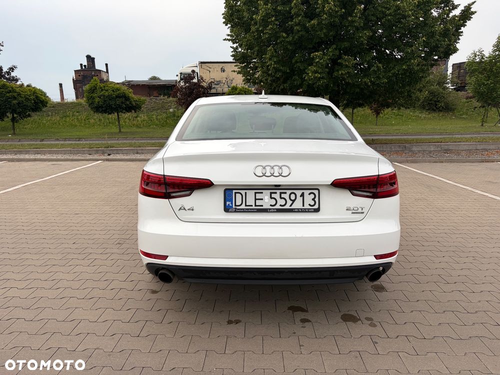 Audi A4 Limousine - 6