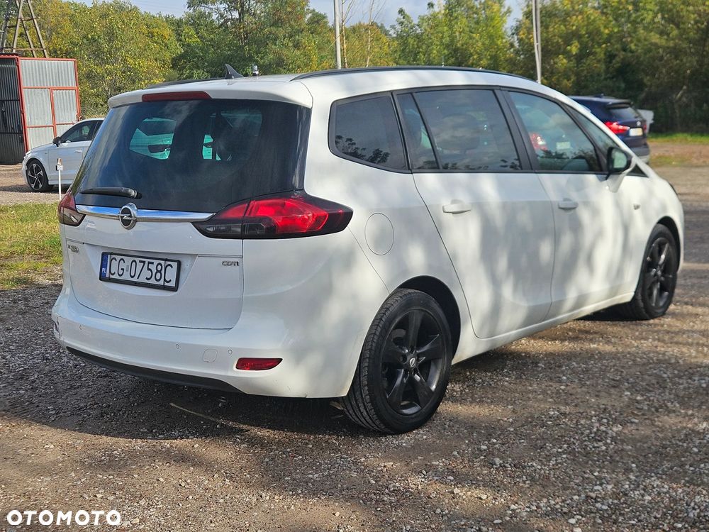 Opel Zafira 2013 photo 4