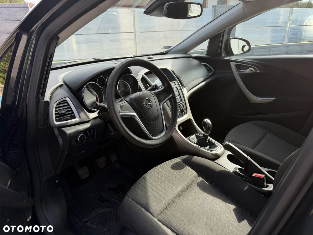 Opel Astra 1.4 T Enjoy - 12