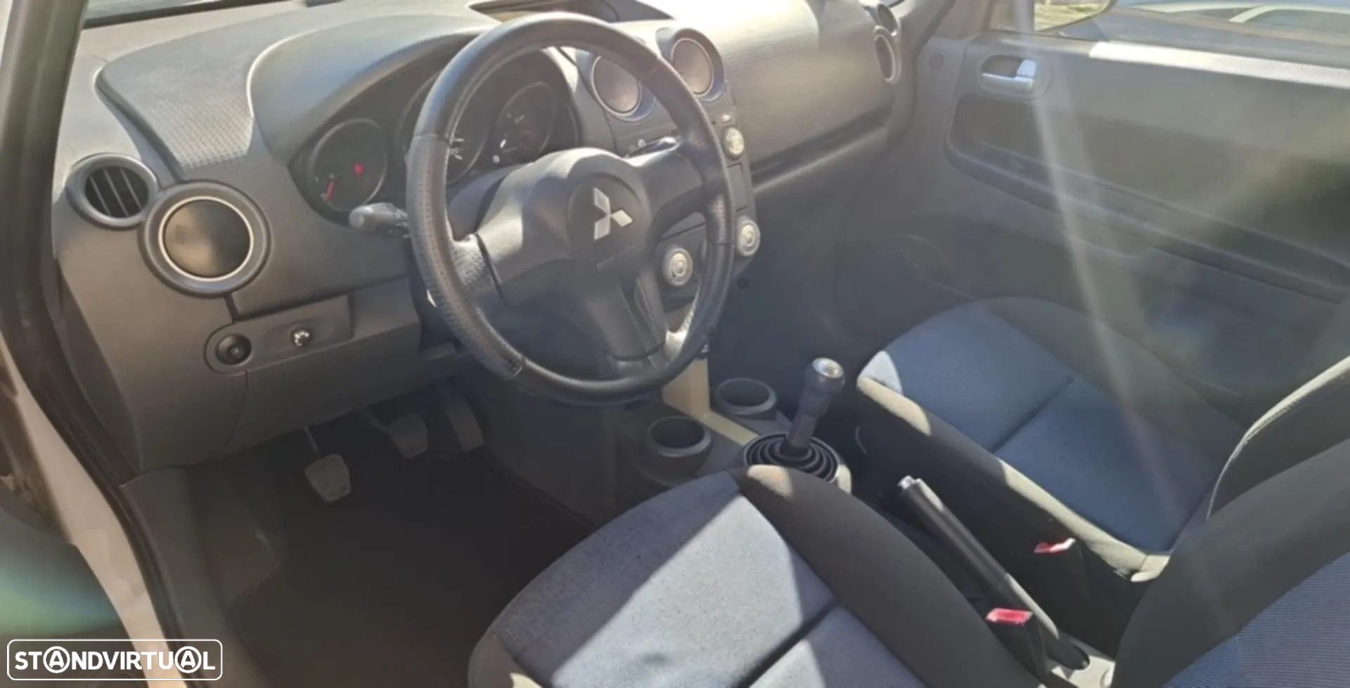 Mitsubishi Colt CZ3 1.1 E-motion - 9