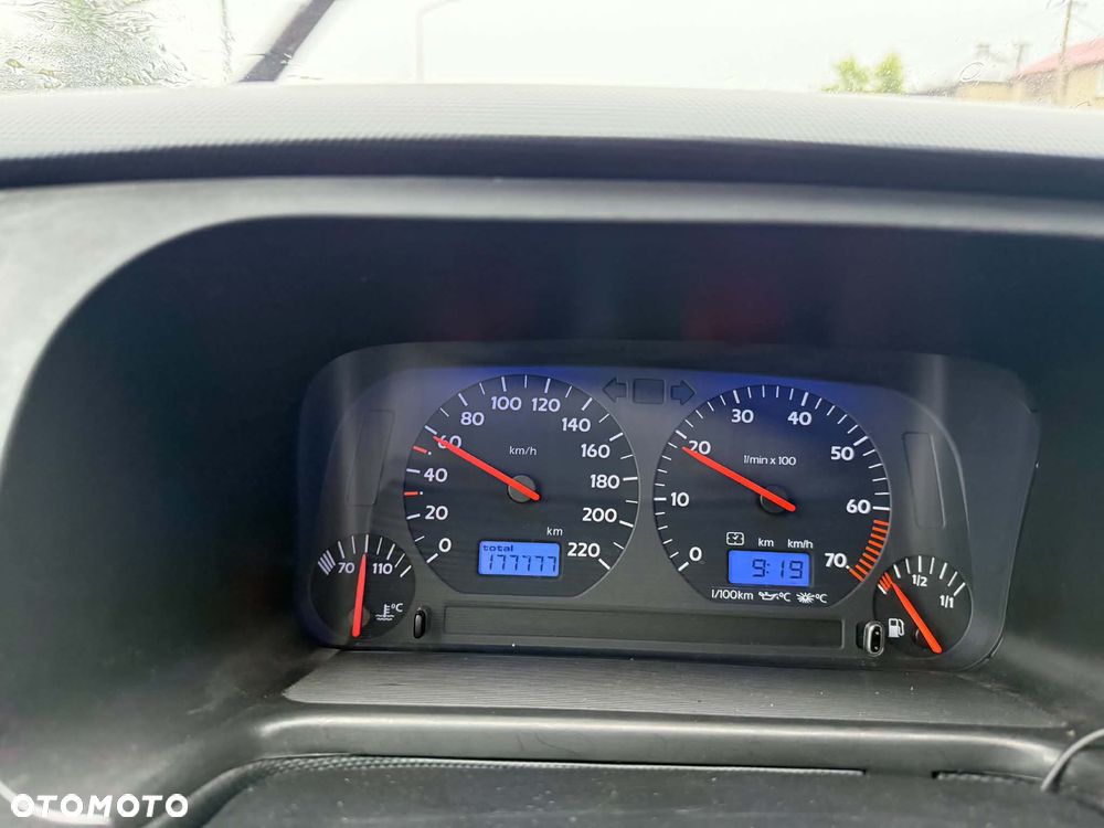 Volkswagen Golf - 5