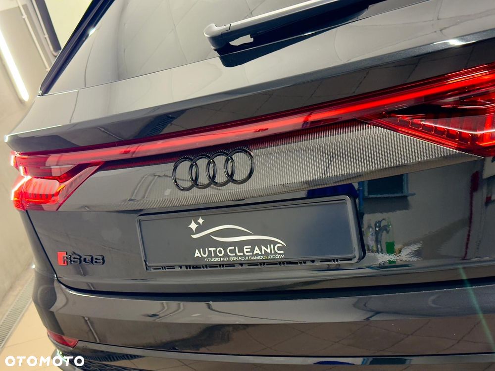 Audi RS Q8 - 6