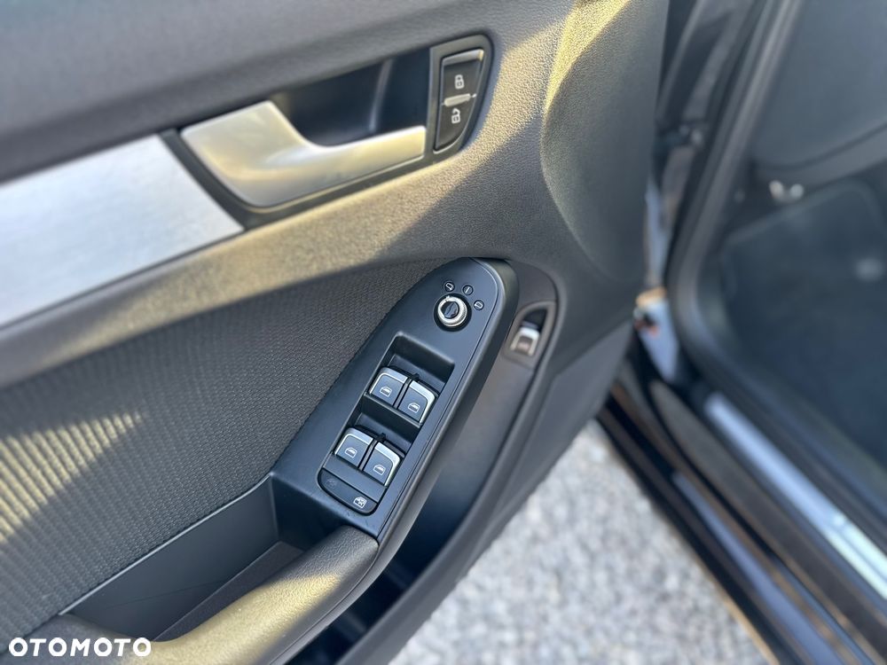 Audi A4 Avant 3.0 TDI DPF quattro S line Sportpaket - 18
