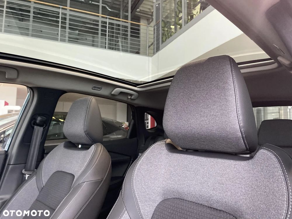 Nissan Qashqai 1.3 DIG-T MHEV N-Connecta Xtronic - 11