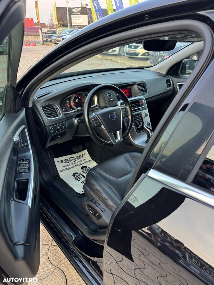 Volvo S60 D2 Geartronic - 16