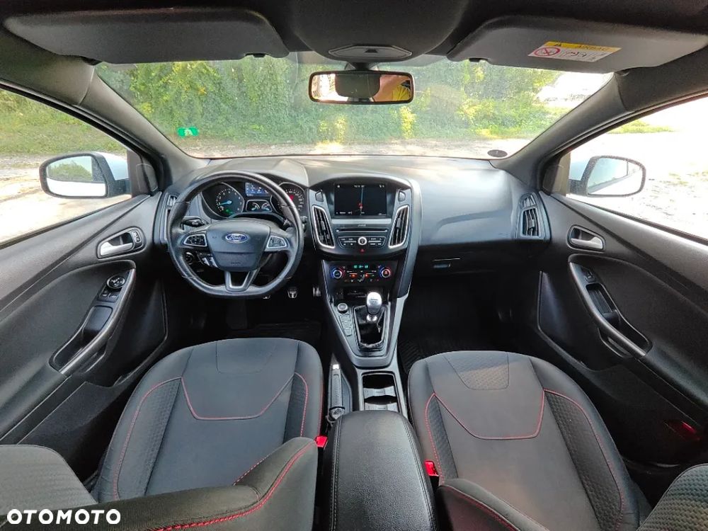 Ford Focus 1.0 EcoBoost ST-Line - 13