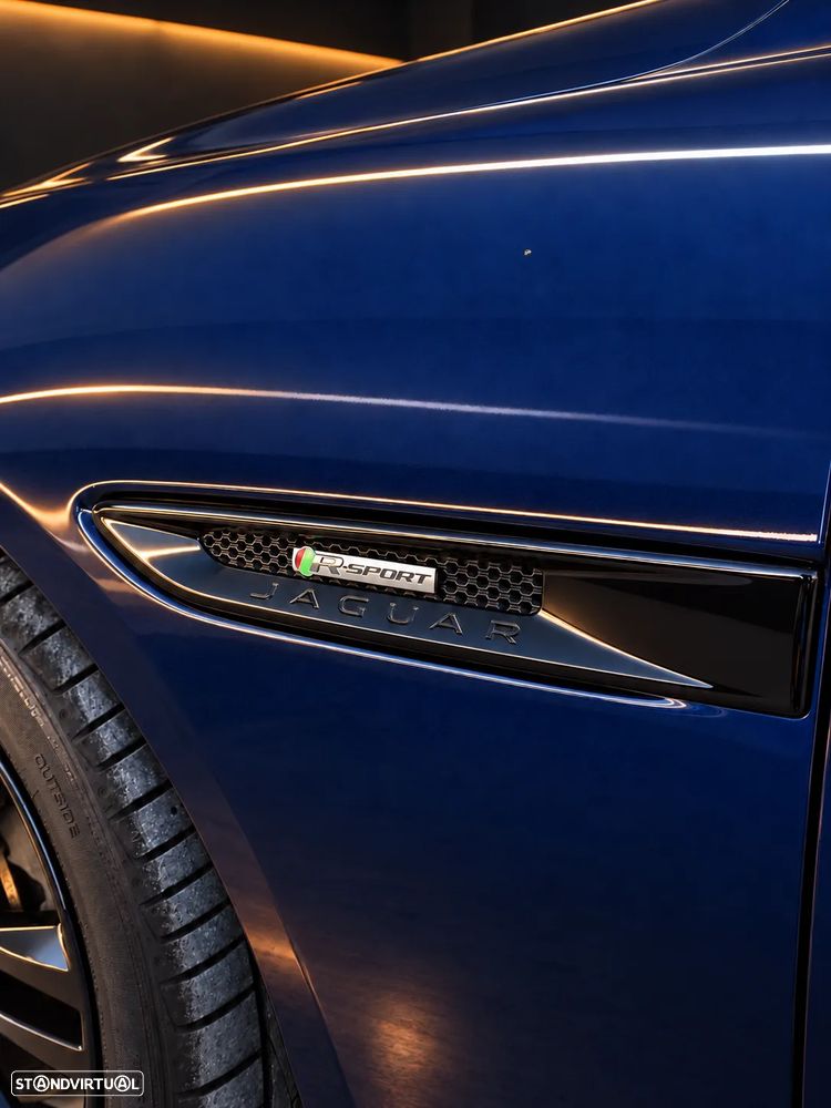 Jaguar XE - 29