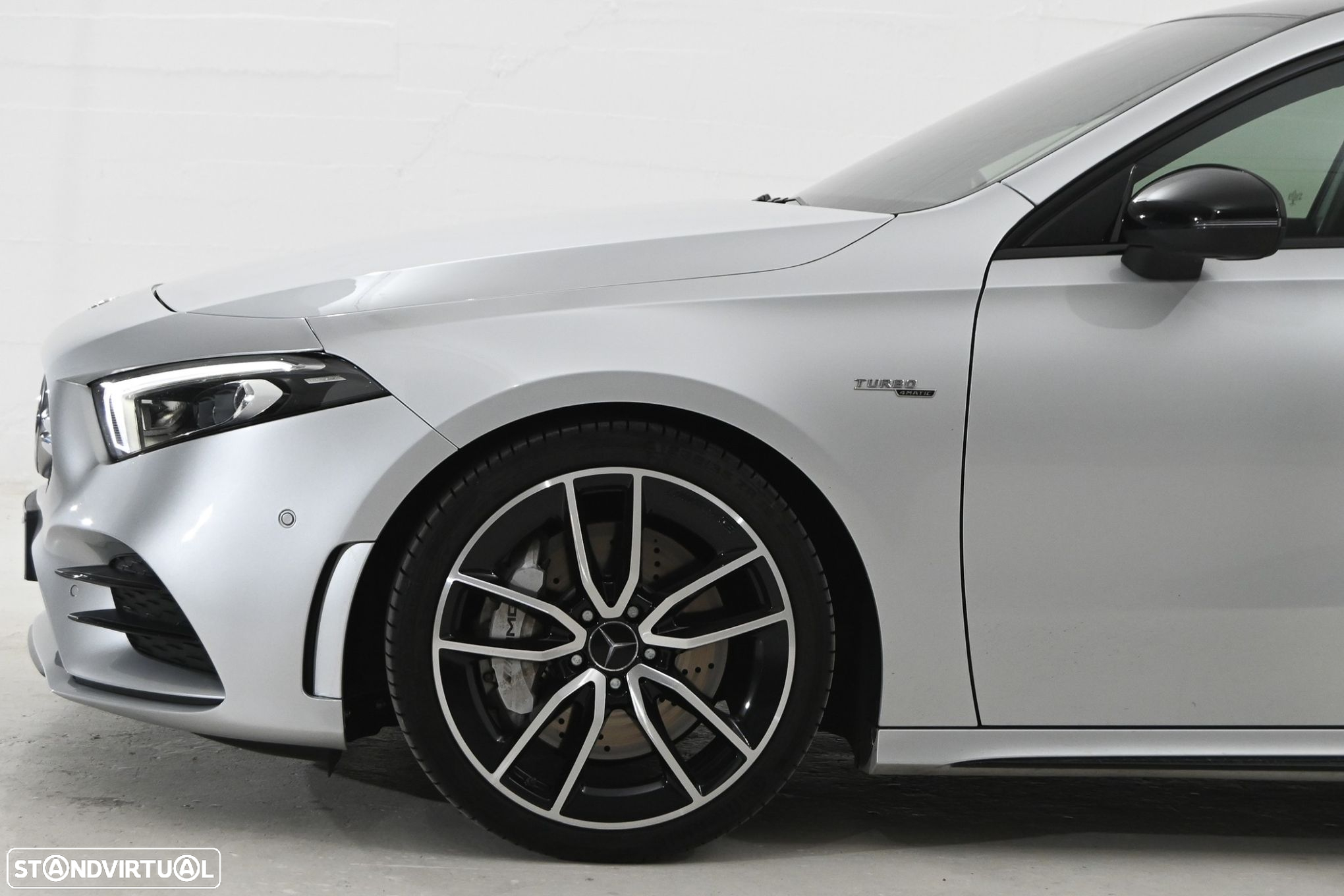 Mercedes-Benz A 35 AMG 4Matic - 9