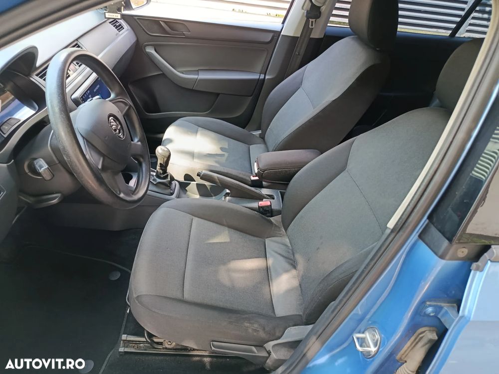 Skoda RAPID - 10