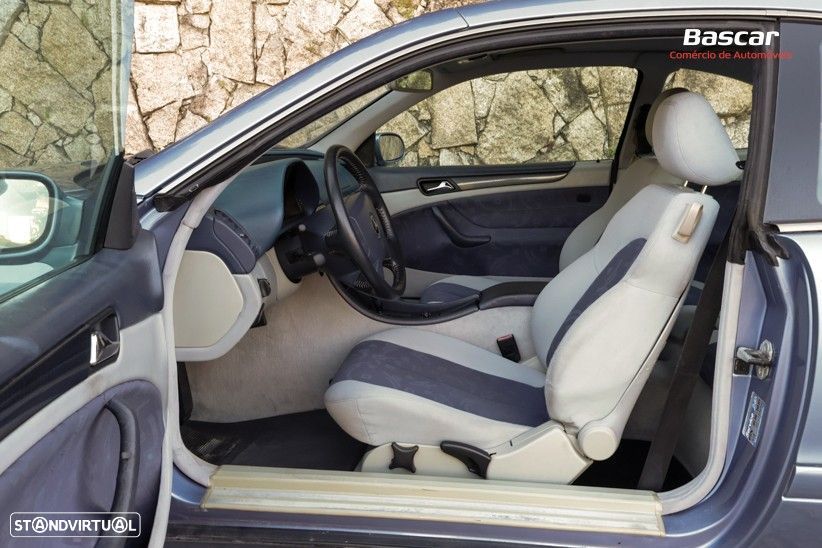 Mercedes-Benz CLK 230 - 16