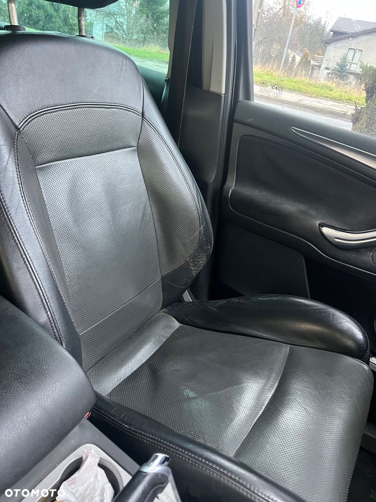 Ford S-Max 2.0 TDCi DPF Titanium - 11