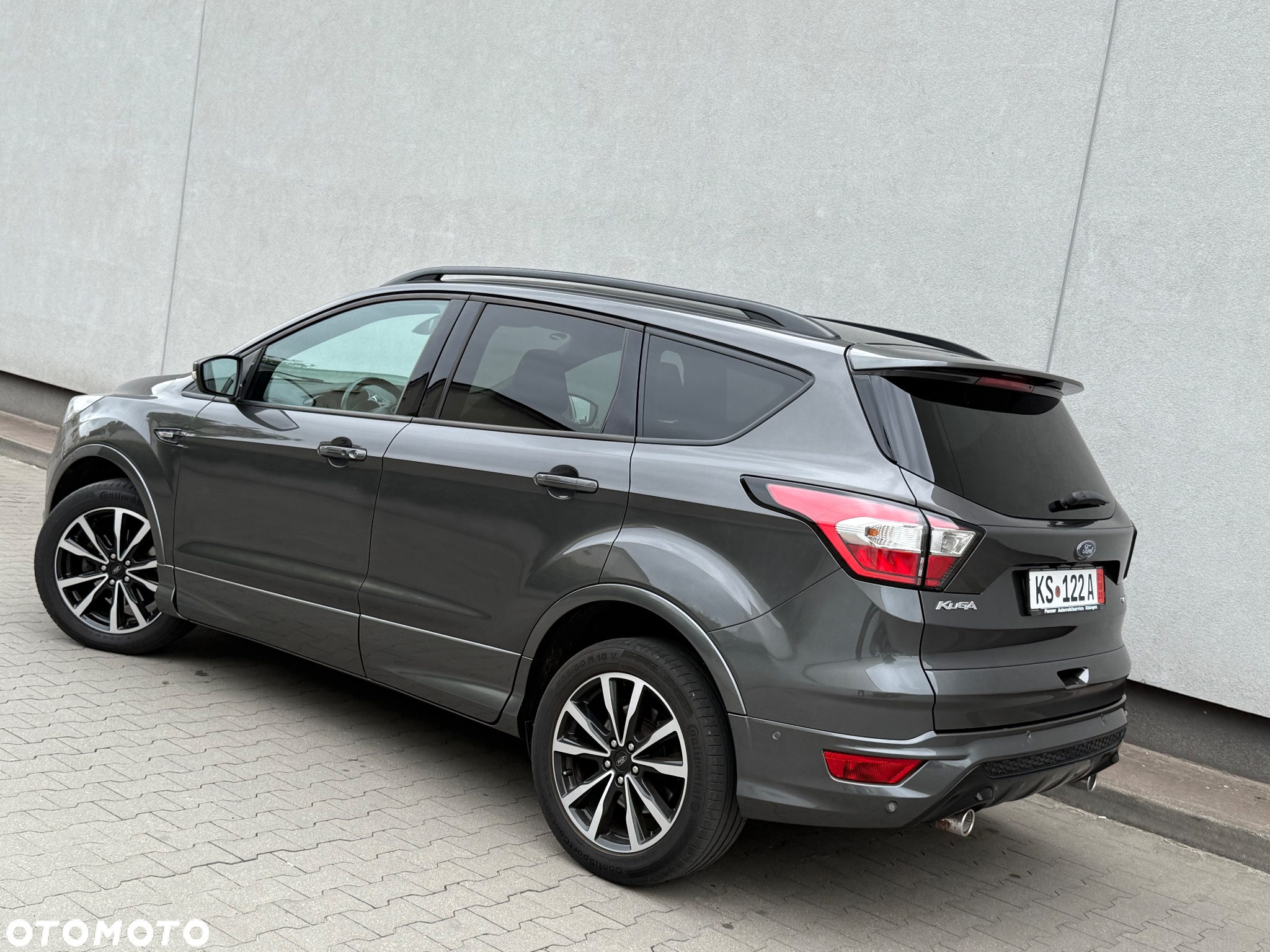 Ford Kuga - 8