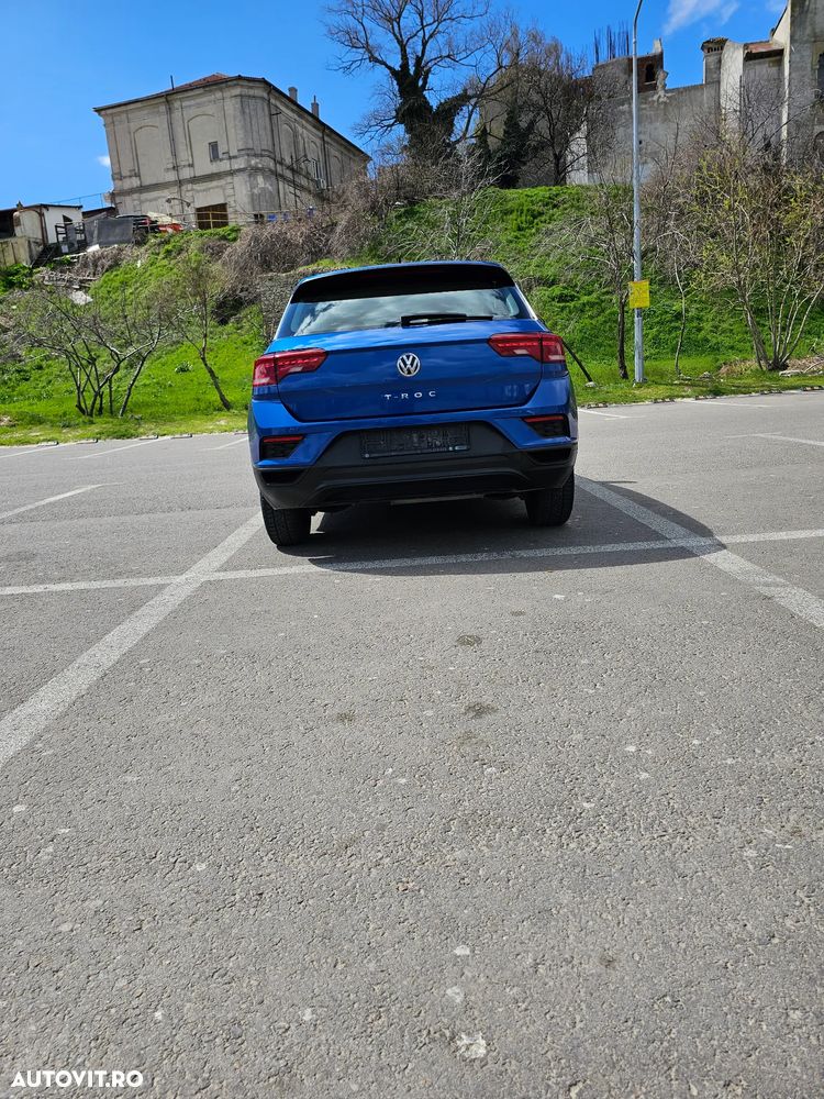Volkswagen T-Roc - 15