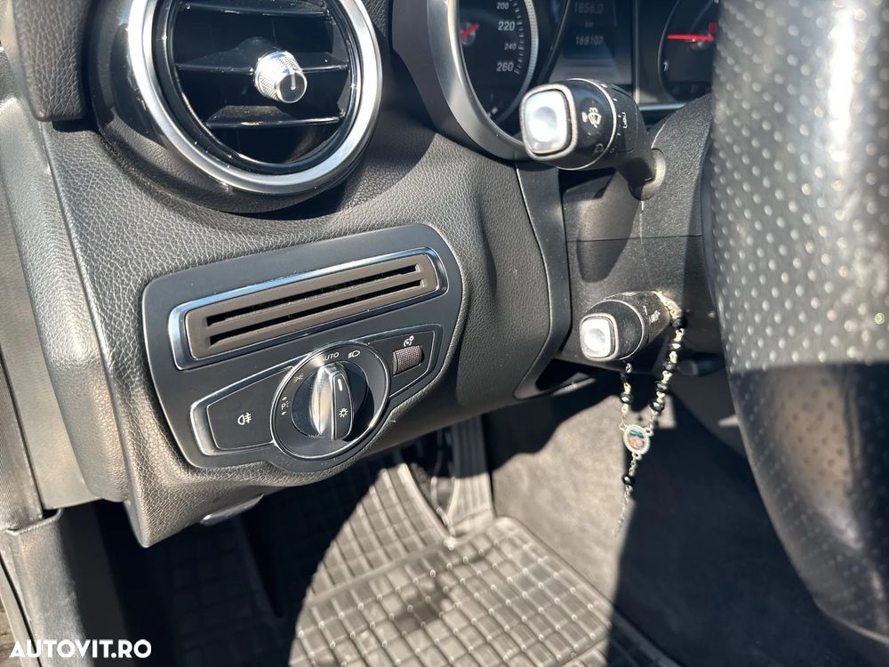 Mercedes-Benz C - 14