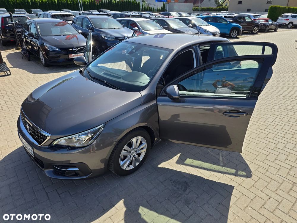 Peugeot 308 - 35