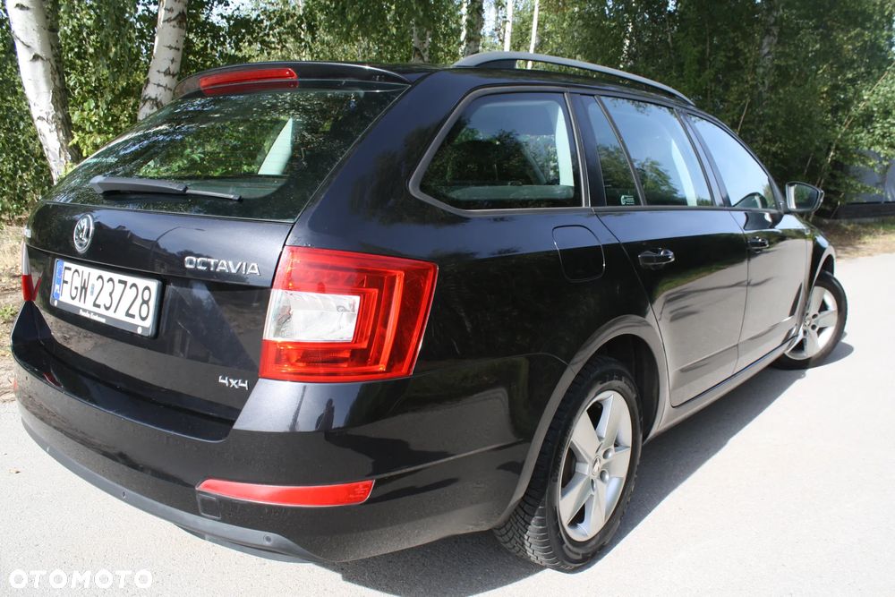 Skoda Octavia 2.0 TDI 4x4 Ambition DSG - 8