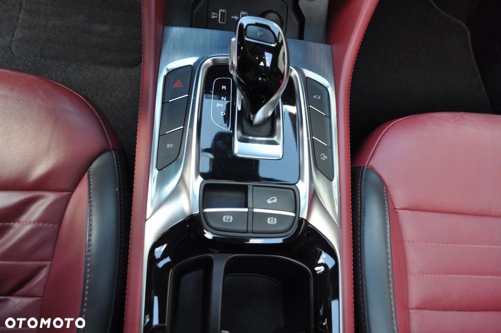 MG EHS 1.5T-GDI PHEV Luxury - 15