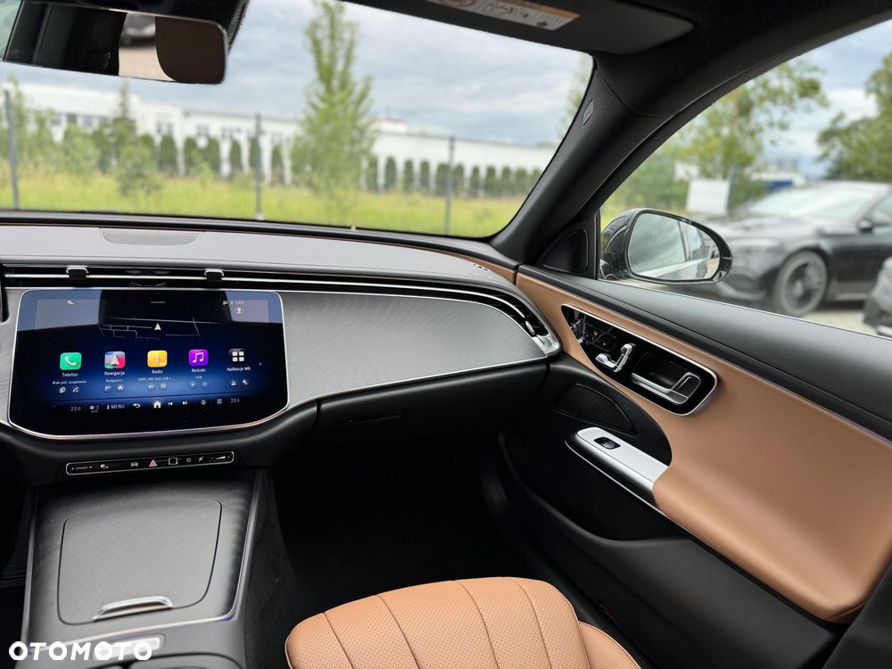 Mercedes-Benz Klasa E 200 d 9G-TRONIC Edition AVANTGARDE - 17