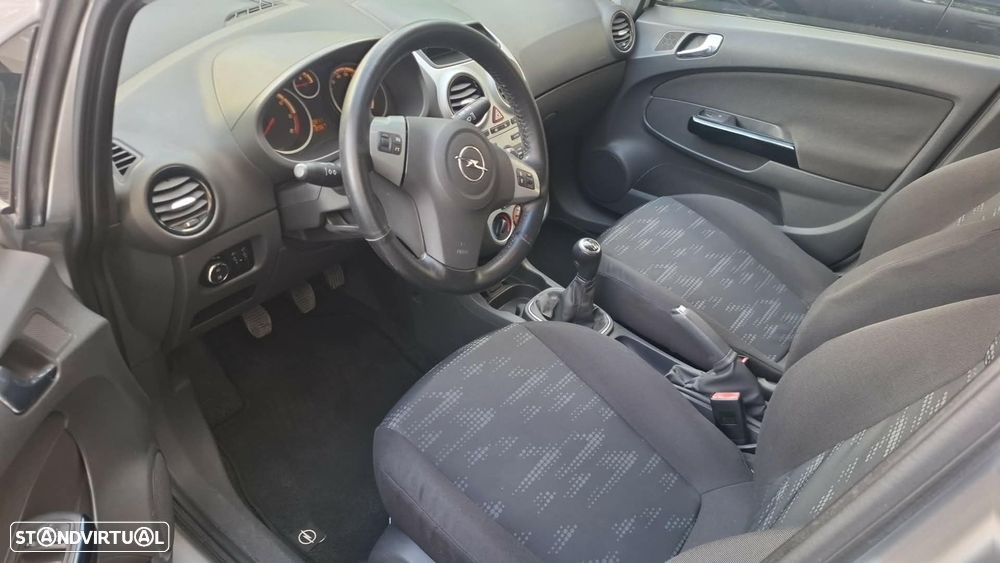 Opel Corsa 1.3 CDTI Enjoy EcoFLEX - 14