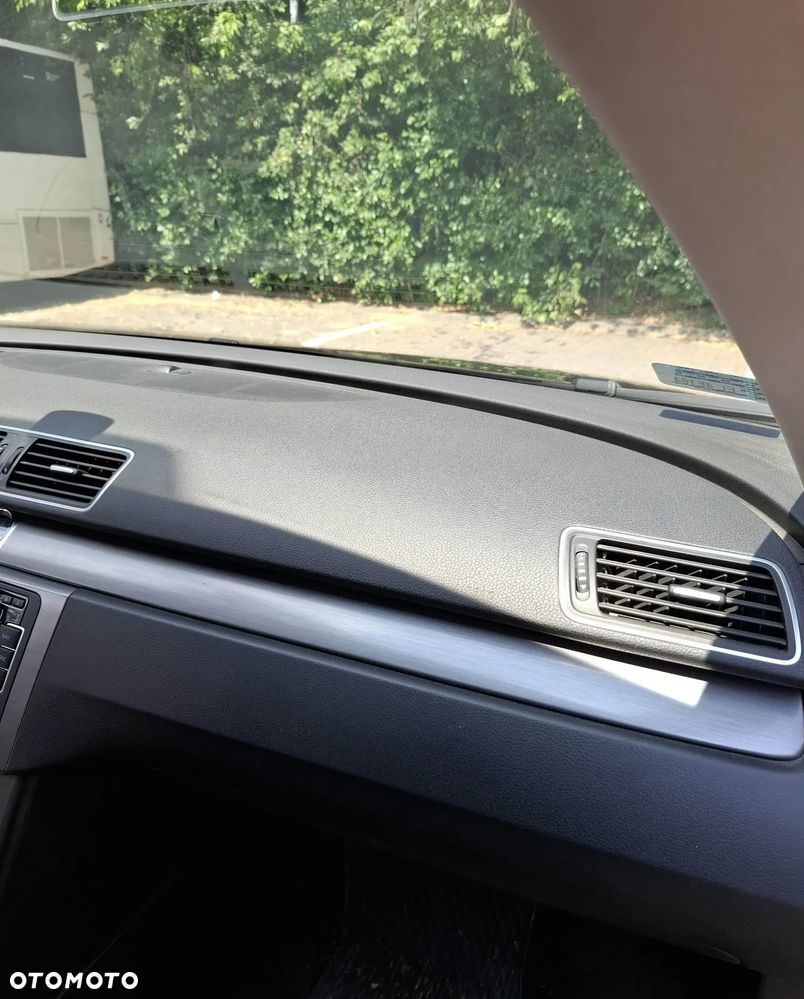 Volkswagen Passat 2.0 Blue TDI DSG SCR Comfortline - 13