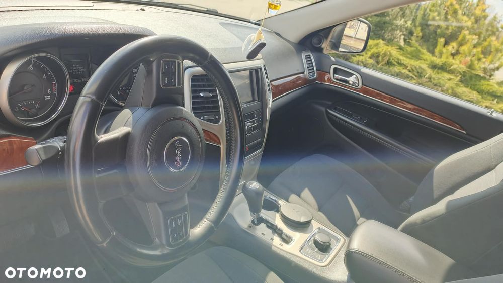 Jeep Grand Cherokee 3.0 CRD Laredo - 11