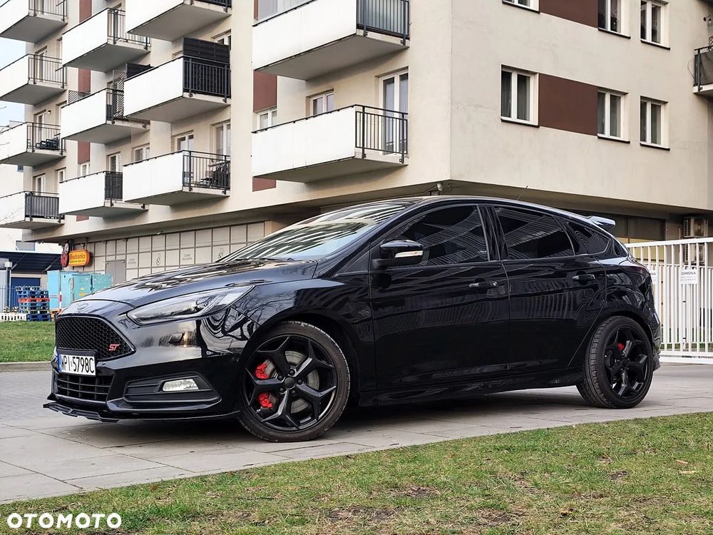 Ford Focus 2.0 EcoBoost ST - 2