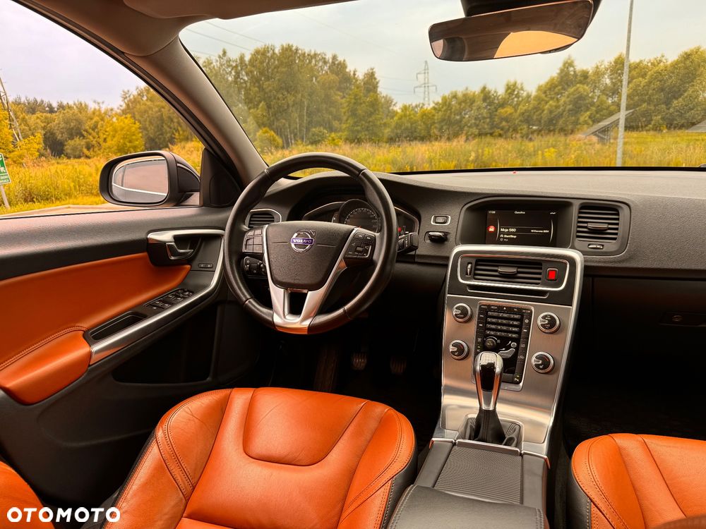 Volvo S60 D3 Drive-E R-Design Momentum - 17