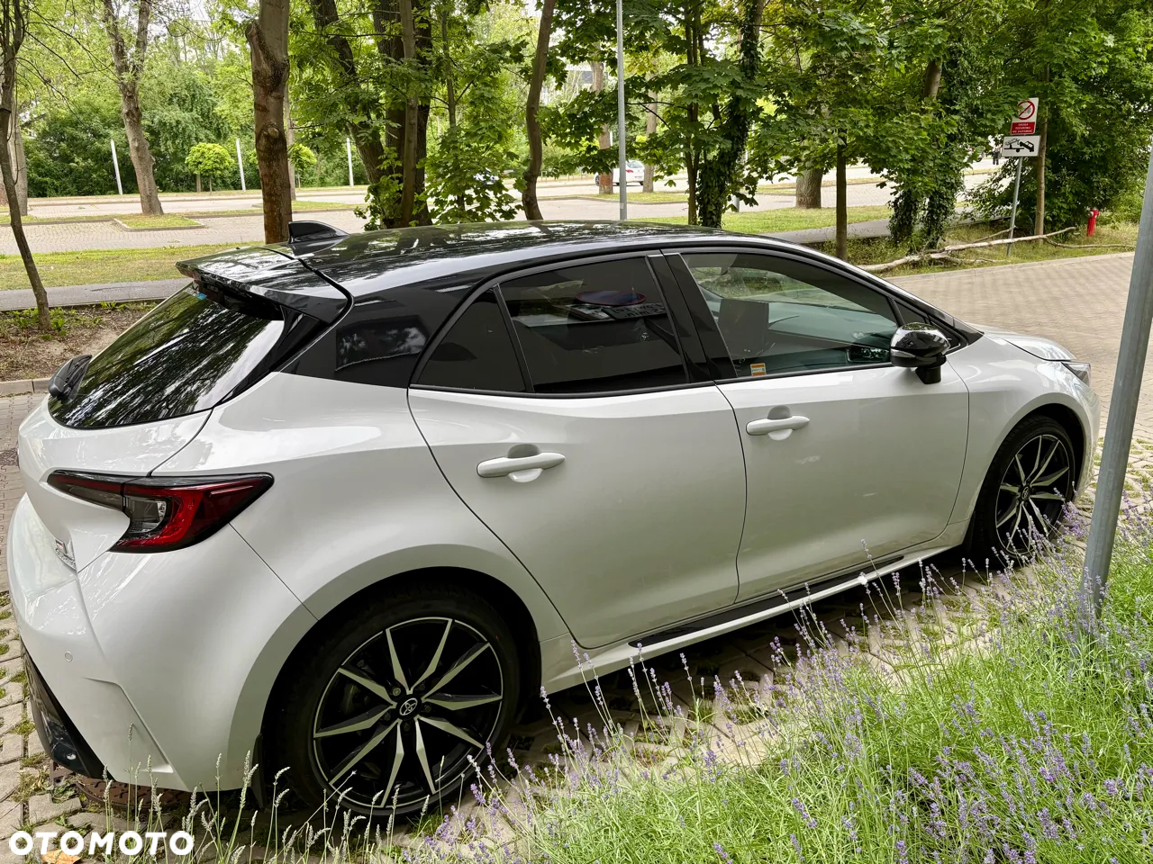 Toyota Corolla 2.0 Hybrid GR Sport Dynamic - 7